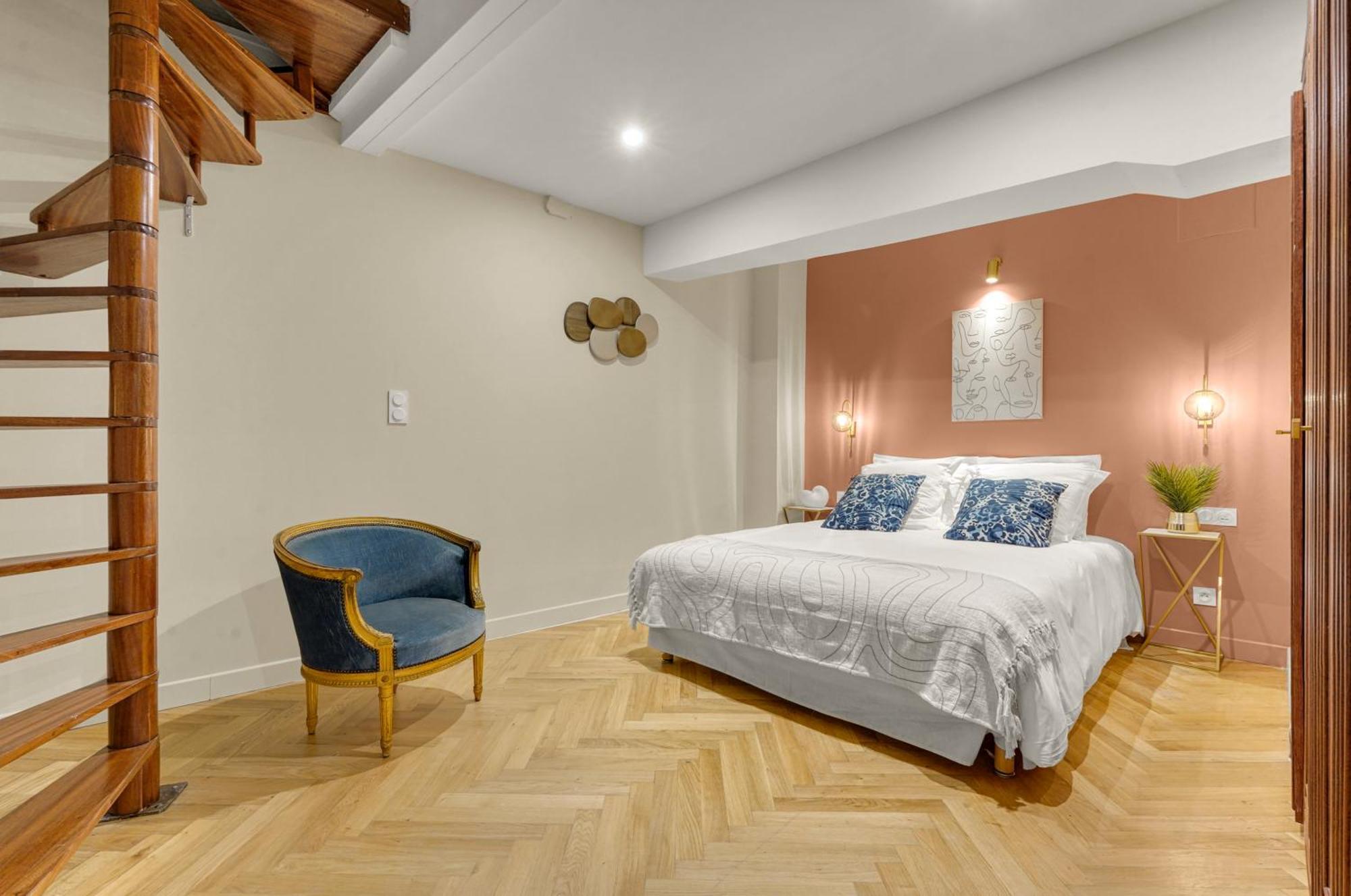 Les Relais Du Capitole - Appartements D'Hotes Тулуза Екстериор снимка