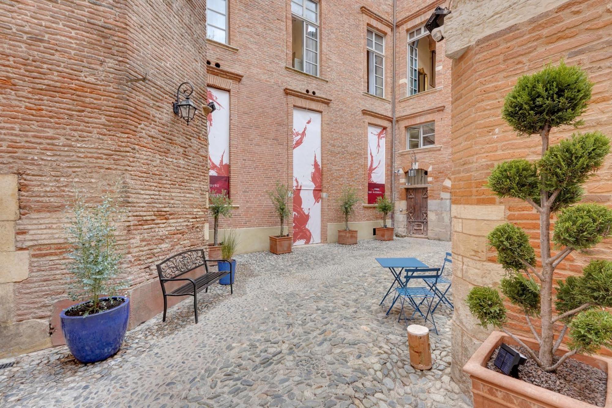 Les Relais Du Capitole - Appartements D'Hotes Тулуза Екстериор снимка