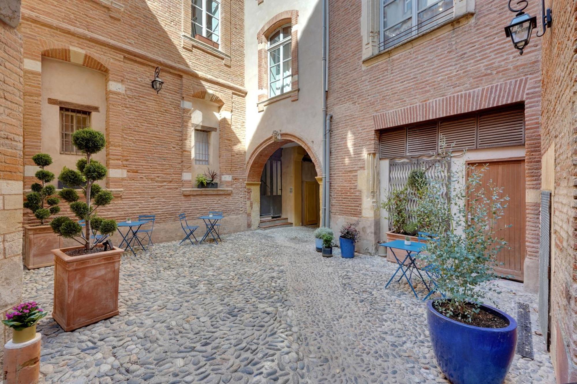 Les Relais Du Capitole - Appartements D'Hotes Тулуза Екстериор снимка